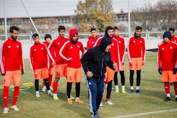 شیخ لاری تراکتور را تمرین داد، دستیاران دنیزلی خداحافظی شیخ لاری تراکتور را تمرین داد، دستیاران دنیزلی خداحافظی کردند